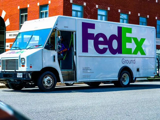 Facebook Scams Fall For Fedex
